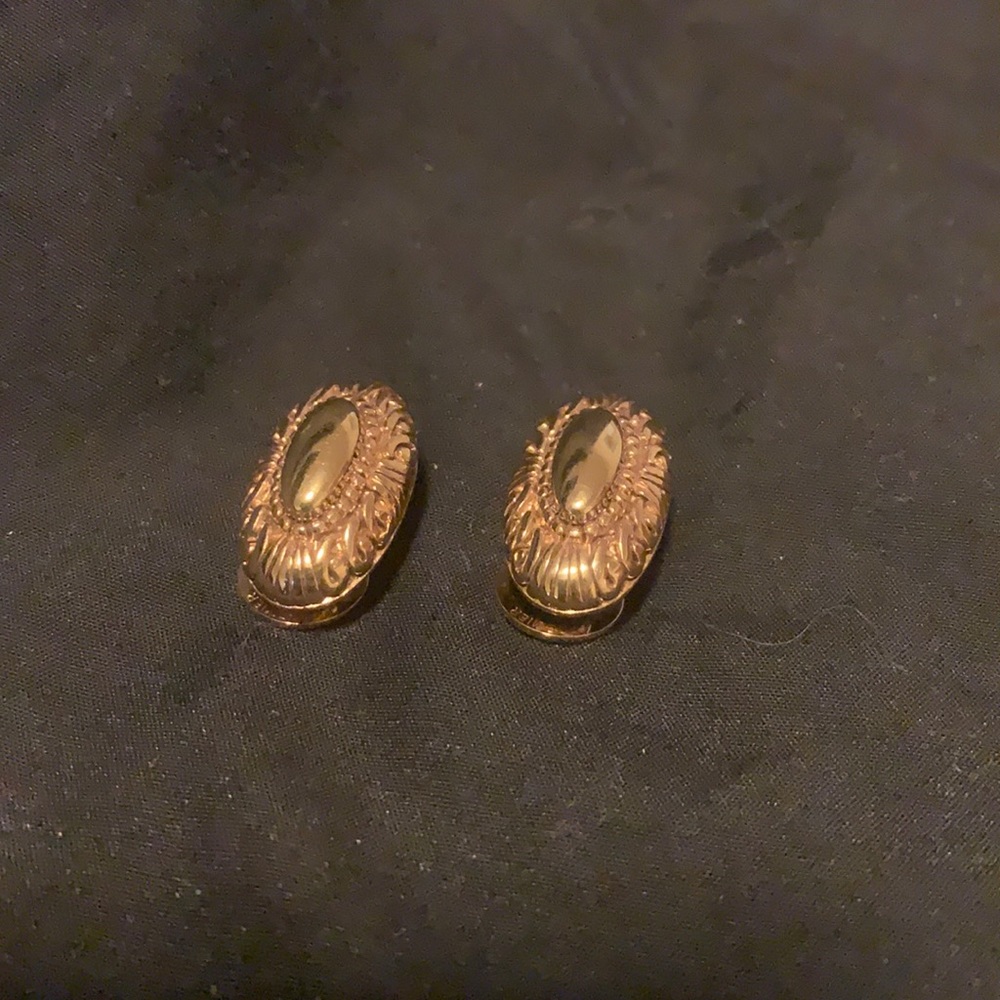 Gold clip on earrings